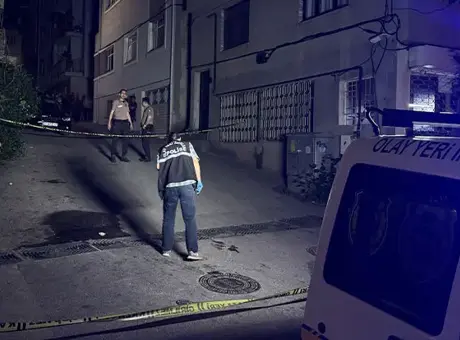 Kahve masasında başlayan tartışma sokağa taştı! Silahı çekip dehşet saçtı: 2 yaralı