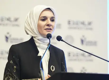 Bakan Göktaş: Aile değerlerini kaybeden Türkiye'nin sorunlarıyla hepimiz mücadele edeceğiz